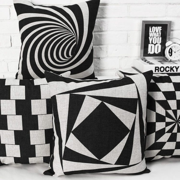 Collection – Housse de coussin Black Psyché Collection black psyché 2