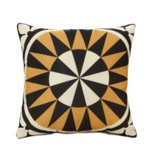 Housse de coussin jaune ethnique 1