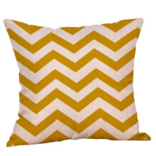 Housse de coussin jaune moutarde géométrique  2