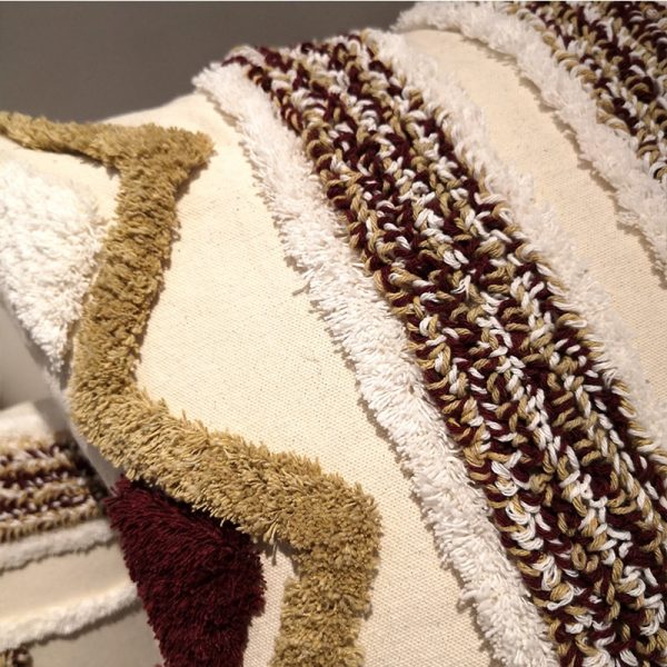 Coussin berbère brodé 5