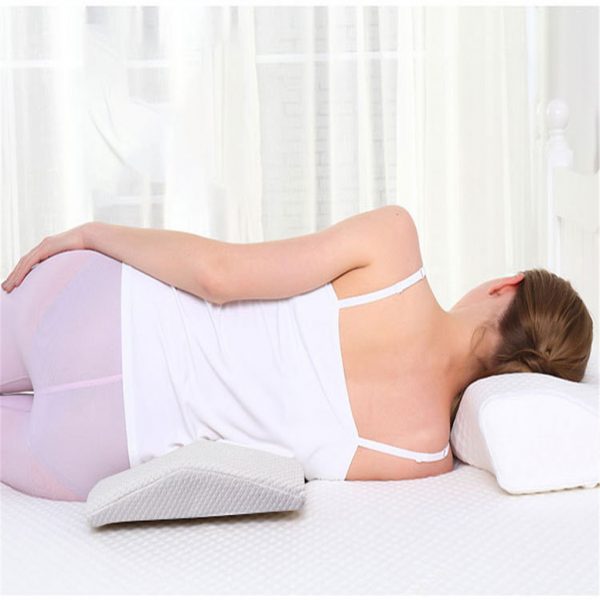 Coussin triangle pour les lombaires 2