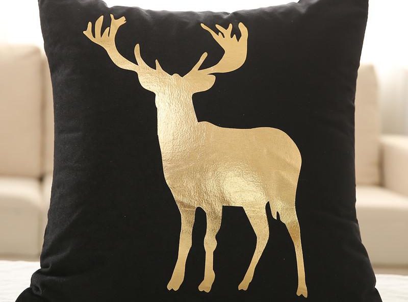 coussin animaux cerf brillant or
