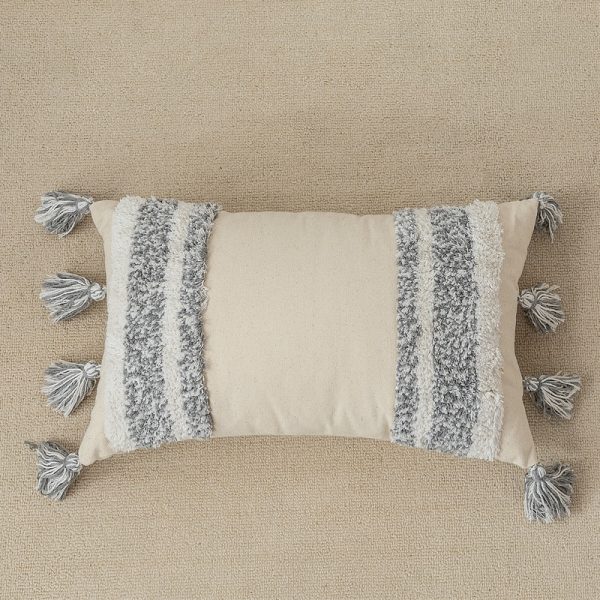housse de coussin brodé style marocain  4