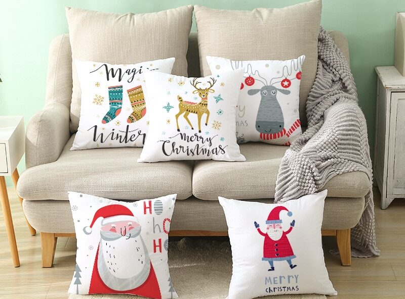 Housse de coussin maison du père noël 1