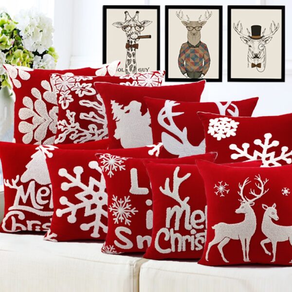 Housse de coussin noël cerf brodé rouget et beige Housse de coussin noël cerf brodé rouget et beige 1