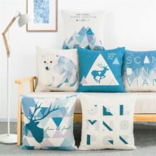 Housse de coussin scandinave ours bleu 3D Housse de coussin scandinave ours bleu 3D 1