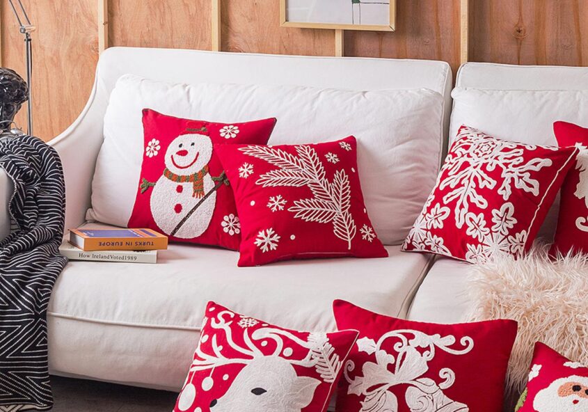 Housse de coussin Noël brodé du père Noël 1
