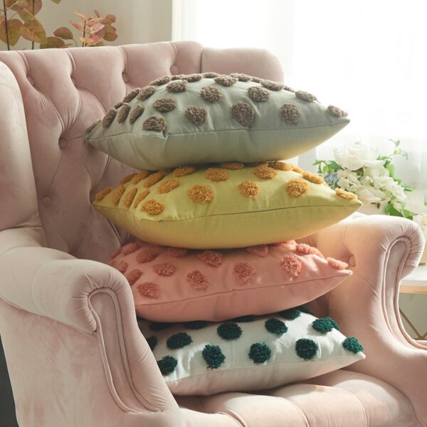 Housse de coussin brodé café pastel Housse de coussin brodé café pastel 2