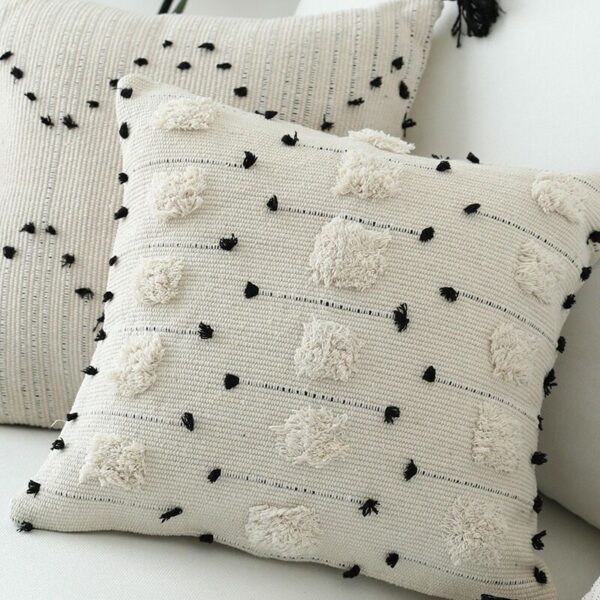 Housses de coussin brodé géométrique noir et blanc Housses de coussin brodé géométrique noir et blanc 4