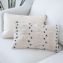 Housses de coussin brodé géométrique noir et blanc 2