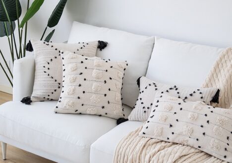 Housses de coussin brodé géométrique noir et blanc 6