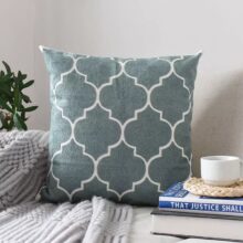 Housse de coussin brodée mosaïque style marocain 5