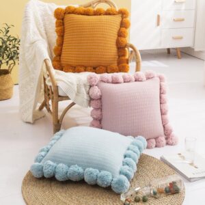 Housse de coussin tricoté gros ponpon Housse de coussin tricoté gros ponpon  2
