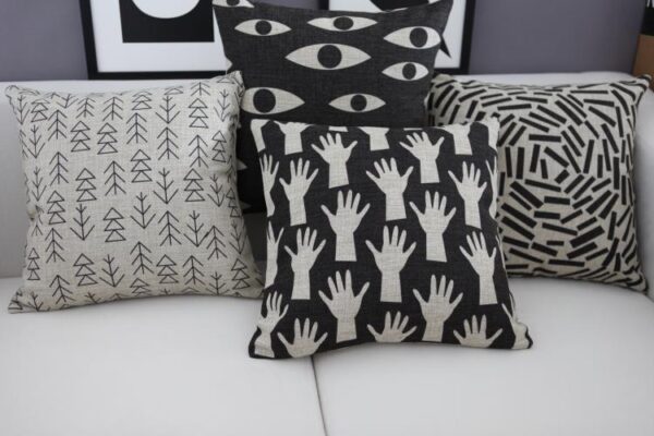 Housse de coussin monochrome motifs géométriques Housse de coussin monochrome motifs géométriques 3