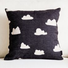 Housse de coussin dessin floral noir et blanc 5