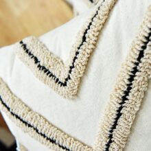 Housse de coussin bohème géométrique beige et noir 5