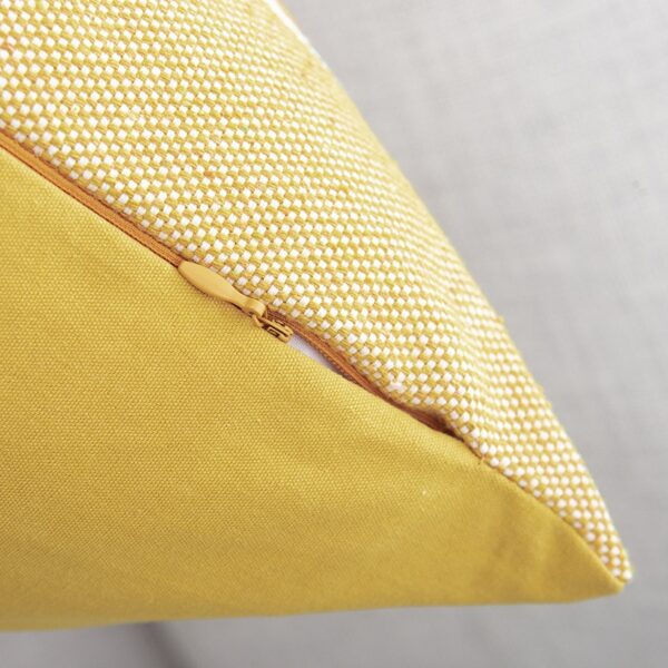 Housse de coussin brodé bohème géométrique Housse de coussin brodé bohème géométrique 4