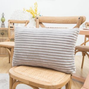 Housse de coussin en velours côtelé Housse de coussin en velours côtelé 2