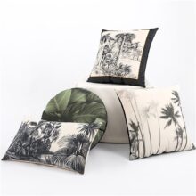 Housse de coussin nature jungle retro noir et blanc 1