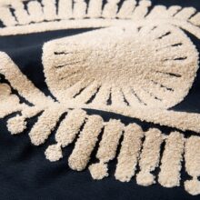 Housse de coussin broderie bleu marin Housse de coussin broderie bleu marin 4