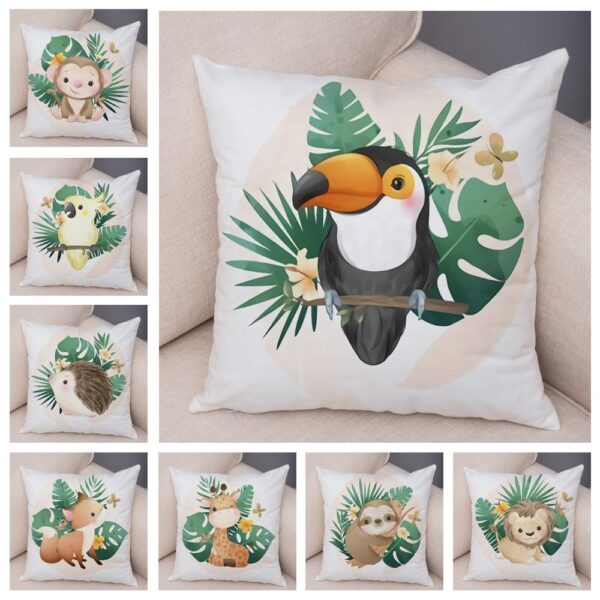 Housse de coussin bébés animaux tropicaux 1