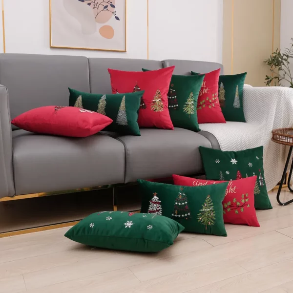 Housse de coussin velours aux couleurs de noel 1