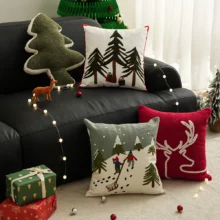 Housse de coussin broderie de Noël cerf sapin et boule de neige Housse de coussin broderie de Noël cerf sapin et boule de neige 1