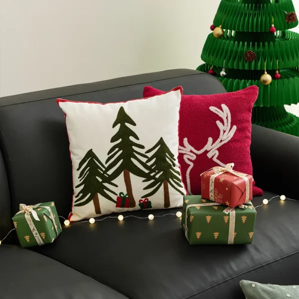Housse de coussin broderie de Noël cerf sapin et boule de neige Housse de coussin broderie de Noël cerf sapin et boule de neige 2
