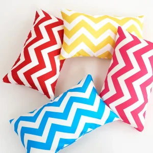 Housse de coussin modernes imperméables et élégantes zigzag colorées. 1