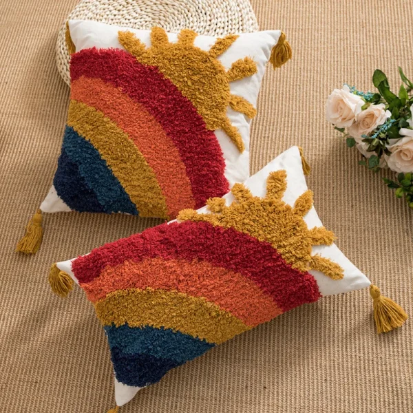 Housse de coussin broderie arc-en-ciel coloré avec pompons décoratifs 1