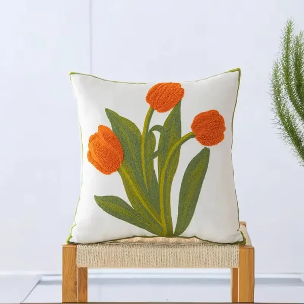 Housse de coussin broderie tulipes tournesol et fleurs des champs 4