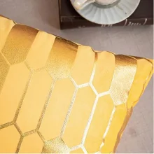 Housse de coussin en velours rayure et géométrie doré Housse de coussin en velours rayure et géométrie doré 3