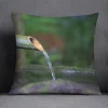 Housse de coussin nature zen bambou et pierres en forêt verdoyante relaxante 12