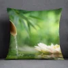 Housse de coussin nature zen bambou et pierres en forêt verdoyante relaxante 16