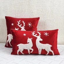 Housse de coussin Noël broderie velours cerfs rouges & flocons blancs Housse de coussin Noël broderie velours cerfs rouges & flocons blancs 1