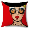 Housse de coussin style pop art avec onomatopée WOW colorée 3