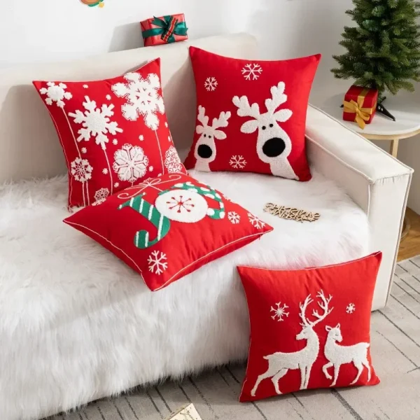 Housse de coussin Noel broderie de cerfs sous la neige 1