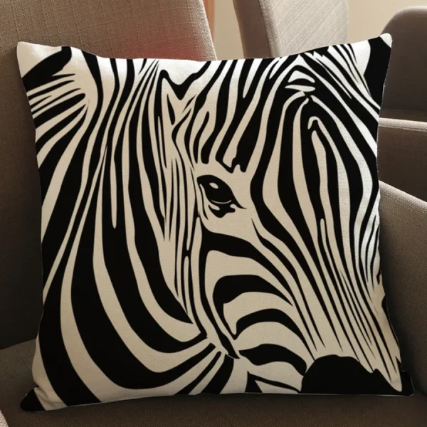 Housse de coussin éléphant décoratif en noir & blanc dessiné Housse de coussin éléphant décoratif en noir & blanc dessiné 2