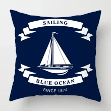 Housse de coussin marin bateau bleu ancre et gouvernail Housse de coussin marin bateau bleu ancre et gouvernail 1