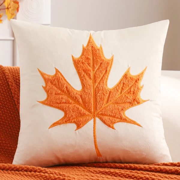 Housse de coussin brodé feuille d'érable et citrouilles d'halloween 3