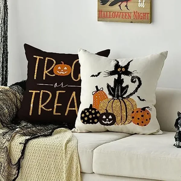 Housse de coussin halloween citrouille dorée et chat noir 1