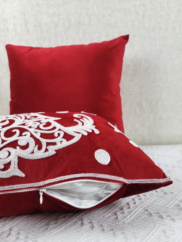 Housses de coussin Noël is coming - SAPIN ROUGE 3