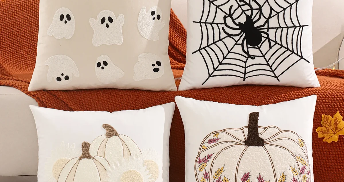 Housse de coussin Halloween velours brodé 1