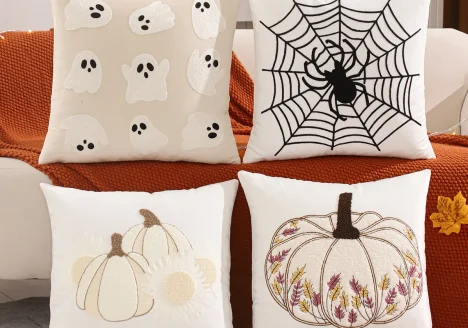 Housse de coussin Halloween velours brodé 1