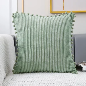 Housses de coussin velours à pompons doux et côtelés 1