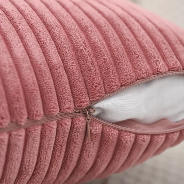 Housses de coussin PINK MY DAY velours côtelé Housses de coussin PINK MY DAY velours côtelé 4