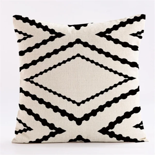Housse de coussin Ethnique en velours motif géométrique noir et blanc 2