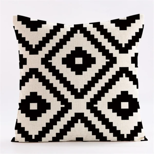 Housse de coussin Ethnique en velours motif géométrique noir et blanc 3